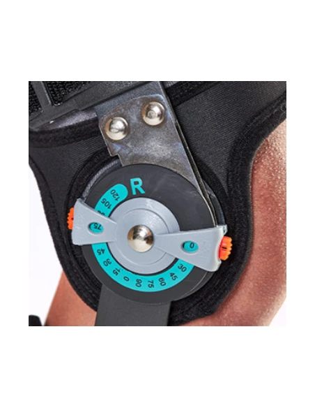 EKEEP G3 SHORT FULLFOAM TUTORE DI GINOCCHIO 0538